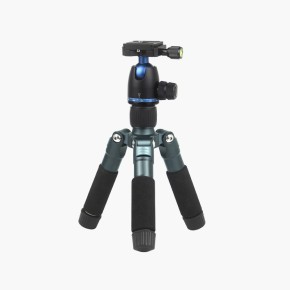 Aluminum Lightweight Portable Rotating Tripod
